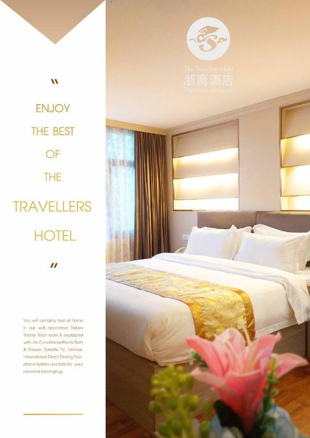 The Travellers Hotel Bangkok Bagian luar foto